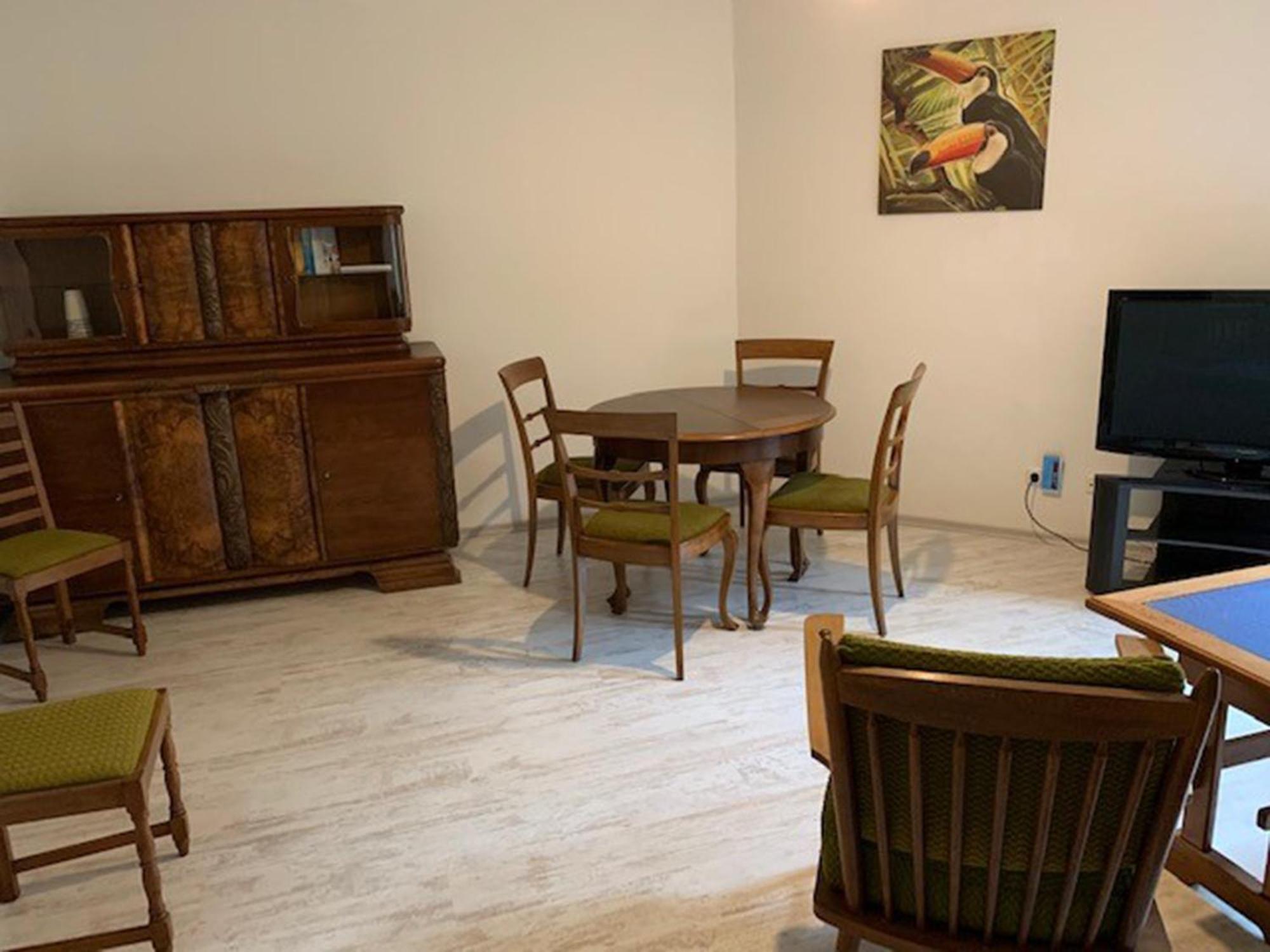 Neu! History Apartment